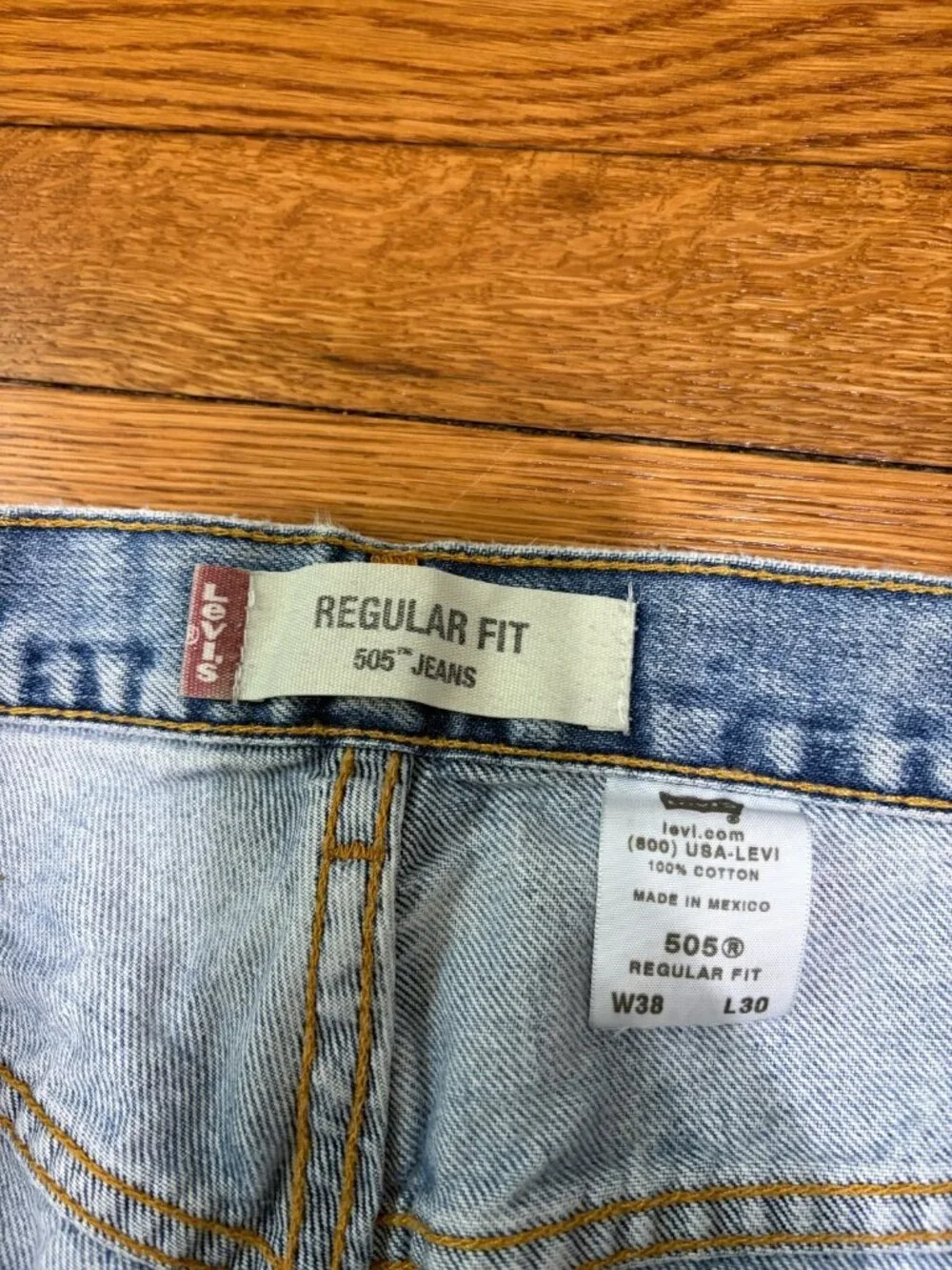 Levi's 505 Straight Regular Fit Light Wash Blue Denim Casual Men's Size 38x30